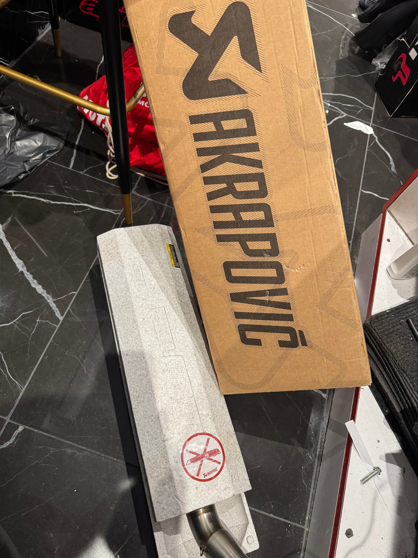 Silencieux échappement akrapovic