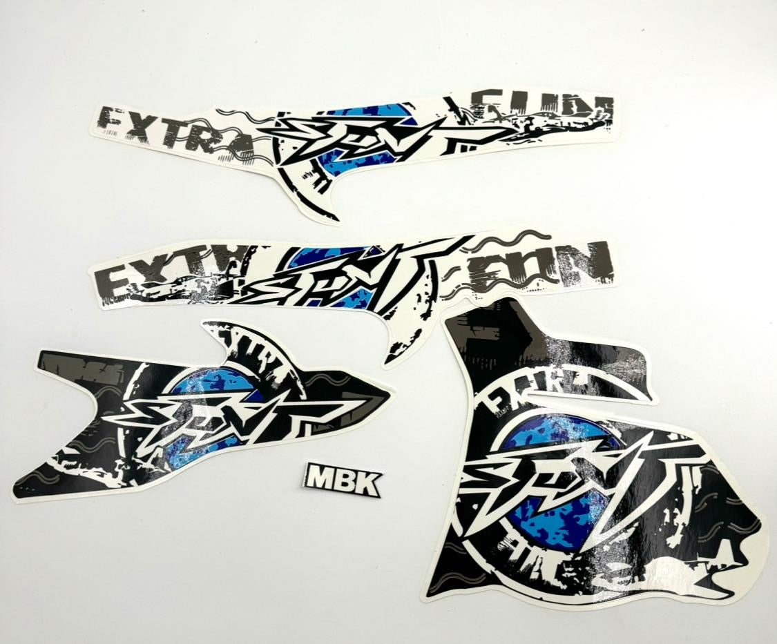 Kit déco MBK stunt extra fun bleu, blanc, noir, gris