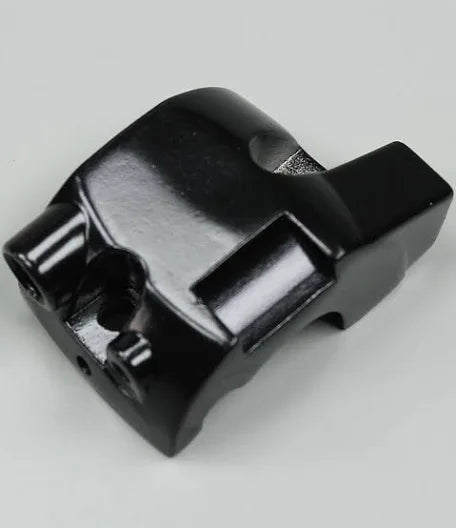 Demi cocotte / coquille droite commodo pour MBK booster et yamaha bw's